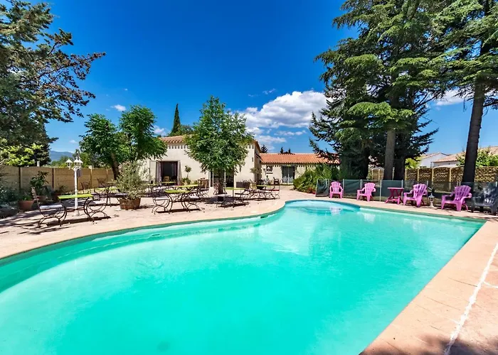 Logis Hotel Le Vieux Moulin
